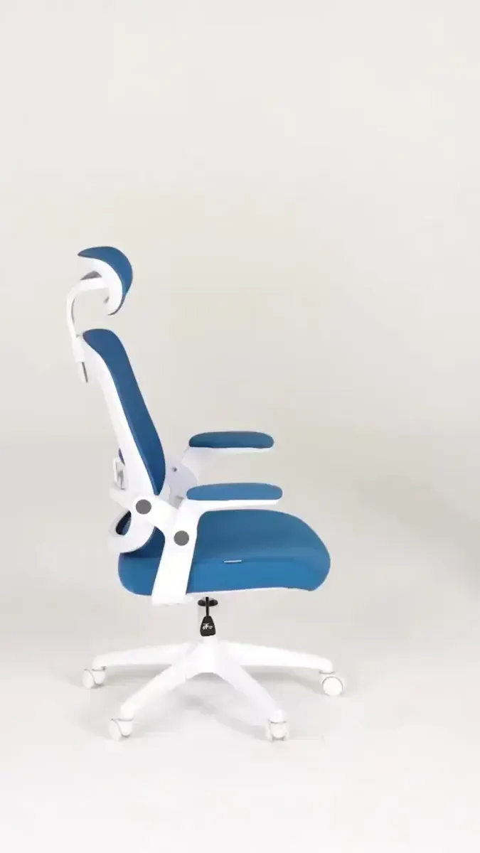 Cadeira De Escritorio Elements Astra Preta Giratória - R$ 820,23