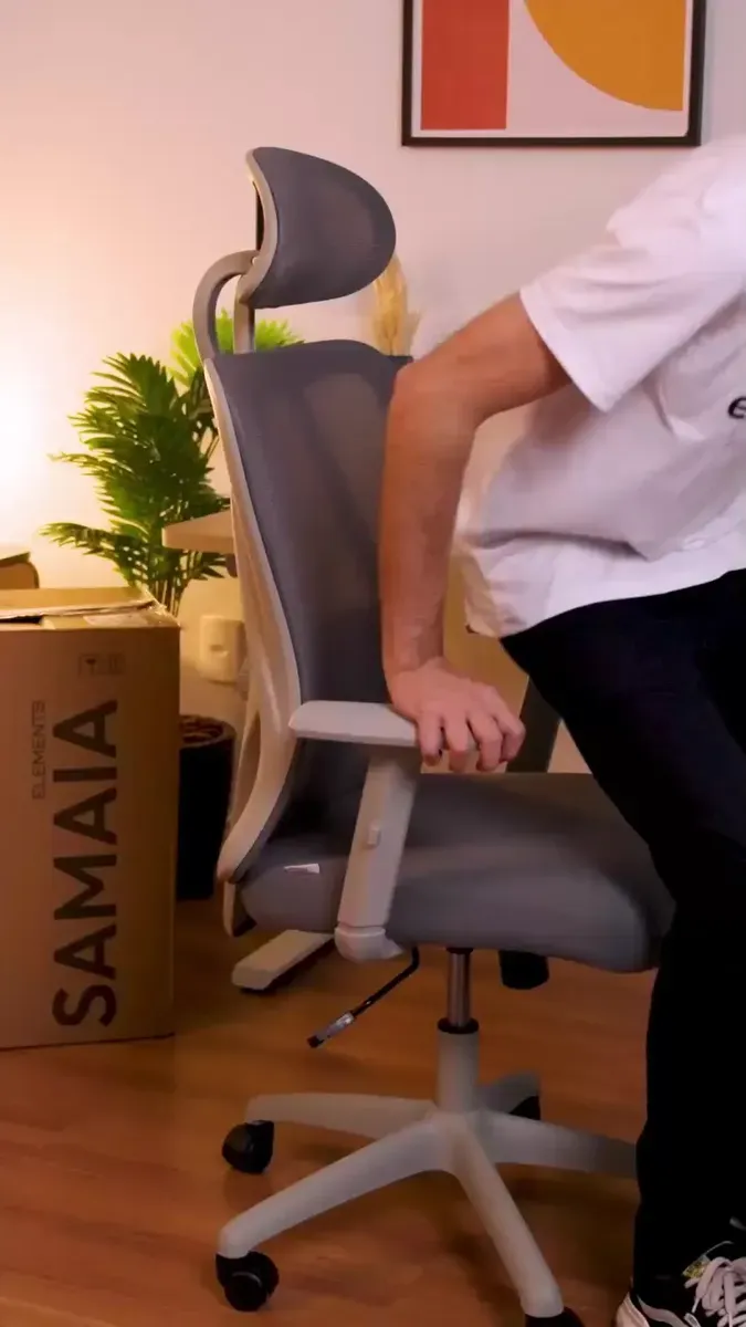 Cadeira Escritório Confortavel Ergonômica Elements Samaia Cinza NR17 - R$ 1.749,9