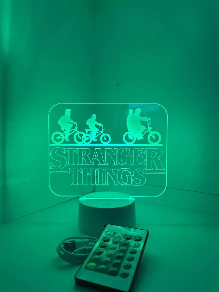 Luminaria Led Acrilico 3d Stranger Things Presente Geek Usb - R$ 62,6