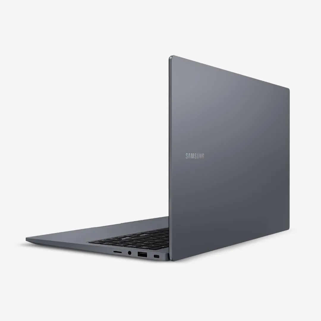 Samsung Galaxy Book4 Intel® Core™ i3-1315U, Windows 11 Home, 8GB, 256GB SSD, UHD Graphics, 15.6'' Full HD LED, 1.55kg*.