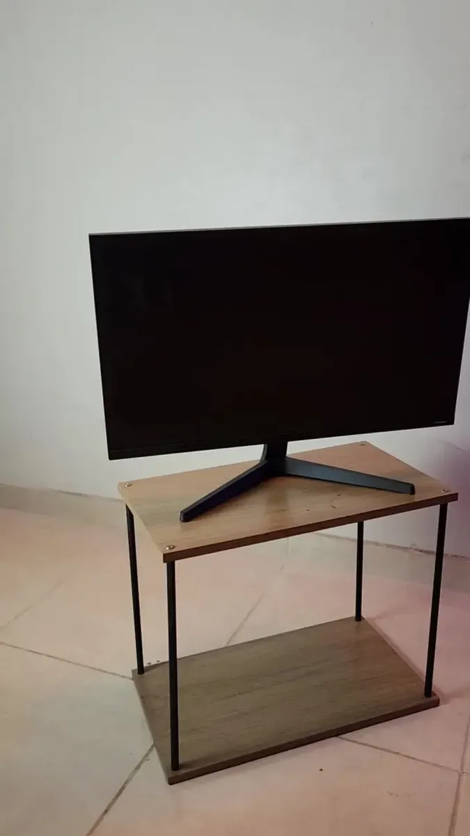 Suporte Para Monitores Articulado De Mesa Pistão A Gás 13-32 - R$ 114,3